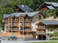 Chalet in Paradiski with Spa and Mountain Views