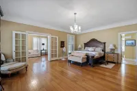 Texas Hill Country Resort Hotels in Medina