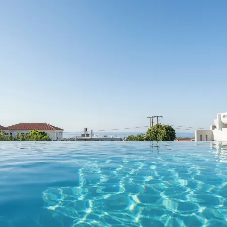 Azatis Luxury Villa