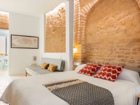 Cozy Studio in Santa Cruz Quarter. Santa Teresa I