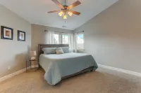 Vantage Point 3 Bedroom Townhouse by RedAwning - Bungalows