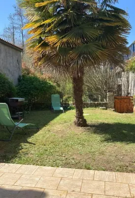 House on the banks of the Thouet near Thouars/St Varent Hotels in Thouars