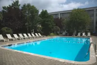 Holiday Inn & Suites PARSIPPANY FAIRFIELD by IHG - Pools