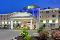 Holiday Inn Express & Suites WATERTOWN-THOUSAND ISLANDS by IHG