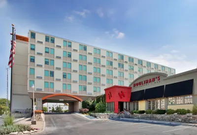 Holiday Inn MANHATTAN AT THE CAMPUS by IHG Hoteles en 