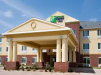 Holiday Inn Express & Suites CHILDRESS by IHG Hotels in Childress County