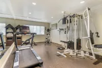 Best Western Plus Garden Court Inn - Gym