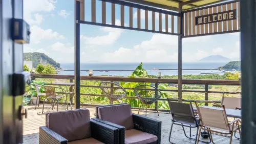 Namhae Jjhouse Pension - مبيت وإفطار