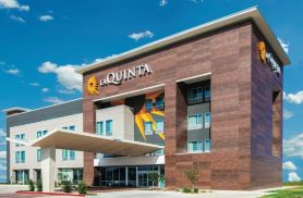 La Quinta Inn & Suites by Wyndham Tracy