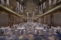 The Den Bengaluru, LXR Hotels & Resorts - bar