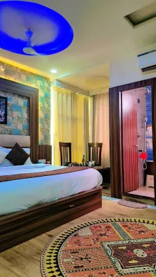 HOTEL SRG INN SURAJPOL GATE附近的飯店