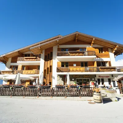 Hôtel Magrappé Hotels near La Meina