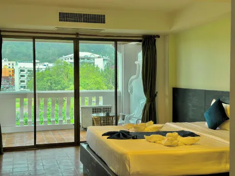 Superior Room, 1 Double Or 2 Twin Beds, Mountain View