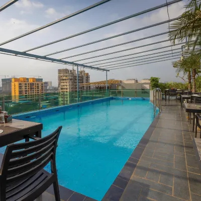 Yogi Executive, Navi Mumbai Hotels near Dr D.Y.Patil Stadium