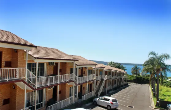 雙重灣汽車旅館