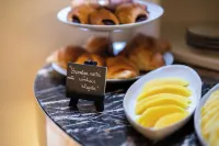 The Convo Porto Hotel & Apartment - breakfast