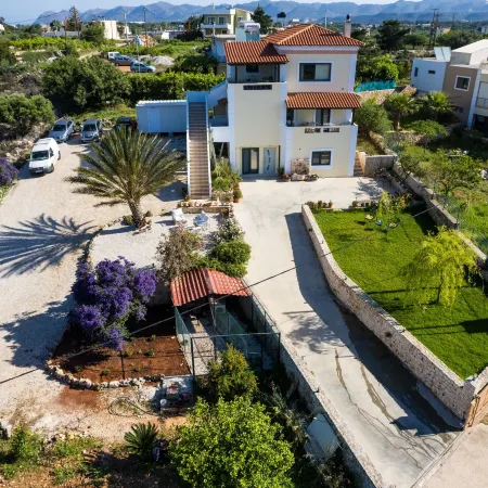 Villa Aitheras - Mountain View & Garden