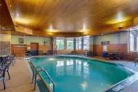 Lift Bridge Lodge, Ascend Hotel Collection - Pool