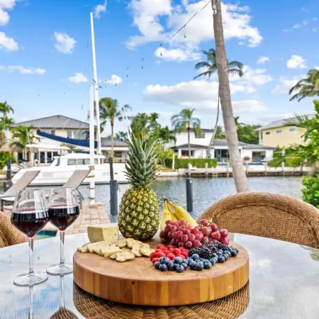 Waterfront Oasis Heated Pool Game Room Gym