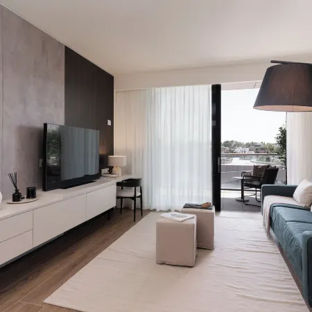 Farus Living