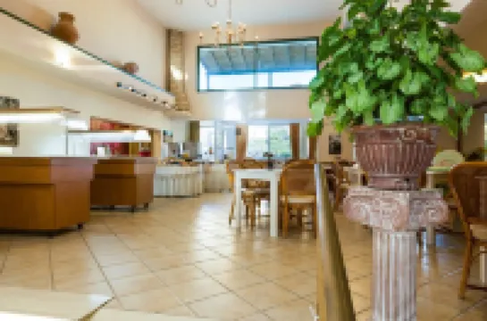 Trefon Hotel Apartments and Family Suites