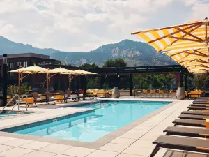 Limelight Boulder
