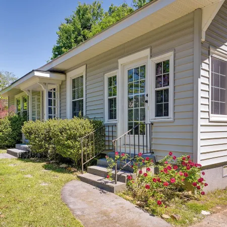 Quaint Anderson Home w/ Sunroom, Walk to Downtown!