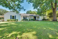 Pet-Friendly Fort Valley Home w/ Private Pool - Kylpyammeita