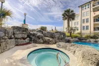 Villa Capriani Condo w/ Direct Beach Access! - Villas