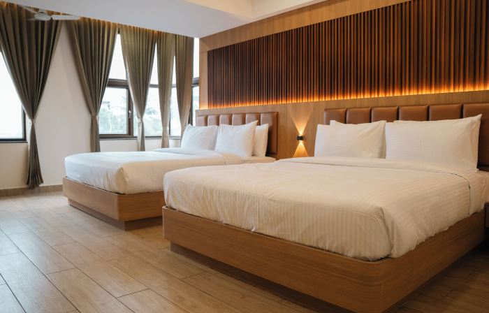 Hotel M7 Plaza
