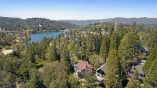 Hot Tub Fire Pit Deck Views Near the Lake the Matterhorn Manor by AvantStay