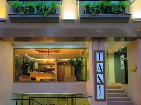 Tan Hotel - Special Category Unggulan Photos