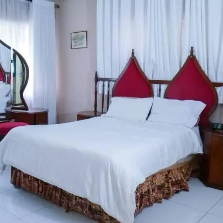 Legend Safari Lodge Отели в г. Хараре