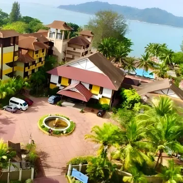 Puteri Bayu Beach Resort Hotels near Fu Lin Kong Temple