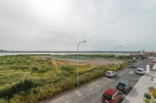 Apartment Next to the Marina