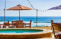 Cerritos Beach Inn
