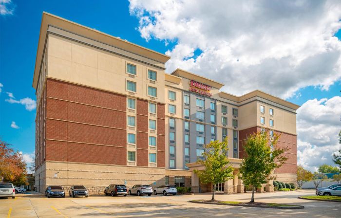 Drury Inn & Suites Baton Rouge