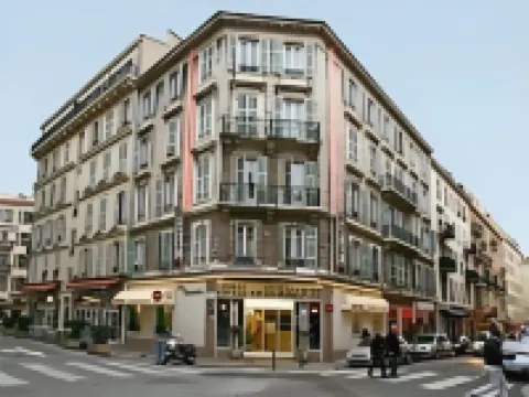 Hostel Ozz by HappyCulture