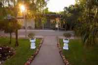 Cicada Lodge - Pools