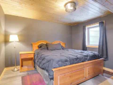 Northwoods Escape: Lakeside Retreat w/ Deck Hotels in Sawyer County