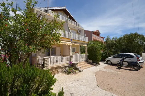 Apartments Tiho - 3-Star