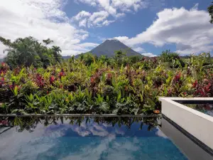 Arenal Manoa Resort & Hot Springs