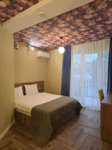 โรงแรม นุตซา ใน โอลด์ ทบิลิซี