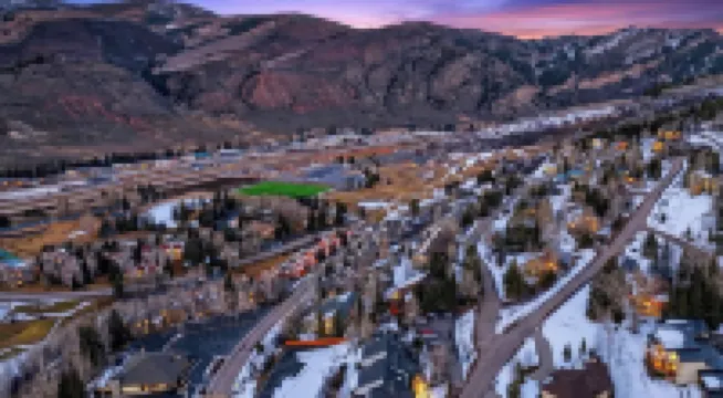 Eagle Valley Haven by Avantstay Alpine Condo + Mtn Views   Minutes to Vail + Beaver Creek