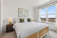 Signature Sunlit 2BR 2BA | Open Concept