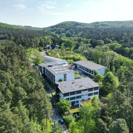 Bildungs- Und Tagungshaus Haus Neuland