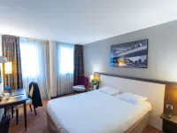 Hôtel Mercure Rennes Cesson - Parking
