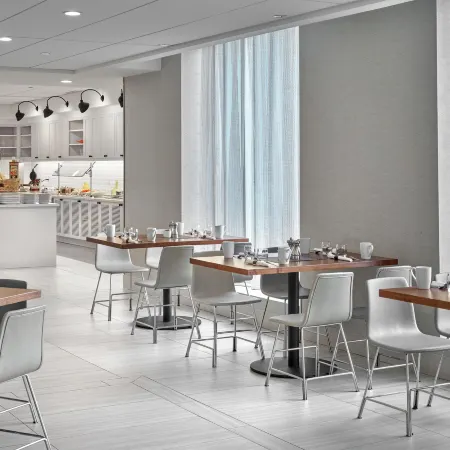 DoubleTree by Hilton Edmonton Downtown