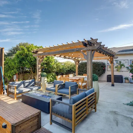 Monterey Bay-Hot Tub-Patio-Near Beaches and Golf
