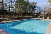 Garner Hotel CORNELIUS LAKE NORMAN by IHG